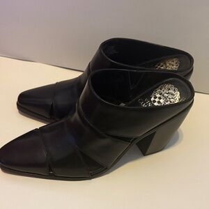 Vince Camuto Black Leather Mules